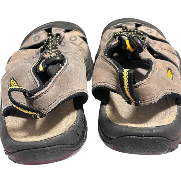 KEEN Newport Sandals XT 0205 Suede Waterproof  Taupe and Black Adventure Sandals - Picture 4 of 8
